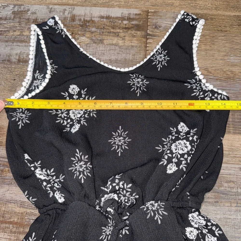 Paper Doll Girls Floral Romper Size 10 Black White Boho Pom Trim